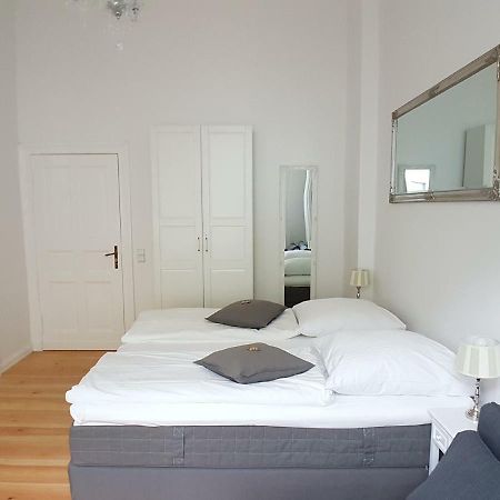 Lang Re By Rockchair Apartments L Superhost Status L 2 Bedrooms Boxspringbeds In City Center - Cozy Family & Business Flair Welcomes You! Berlin Dış mekan fotoğraf