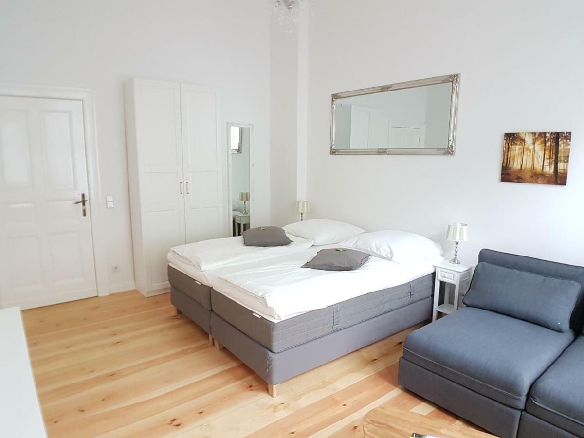 Lang Re By Rockchair Apartments L Superhost Status L 2 Bedrooms Boxspringbeds In City Center - Cozy Family & Business Flair Welcomes You! Berlin Dış mekan fotoğraf